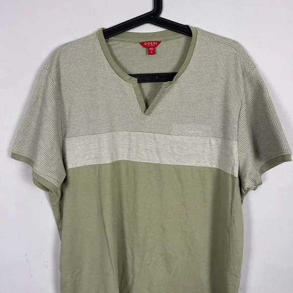 Men's Guess Jeans Green‎ Short Sleeve T-Shirt Size XL - Picture 2 of 4